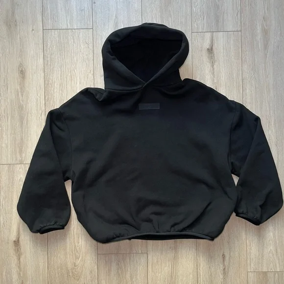Fear of God ESSENTIALS Black Elasticized Hoodie - Picture 2 of 6